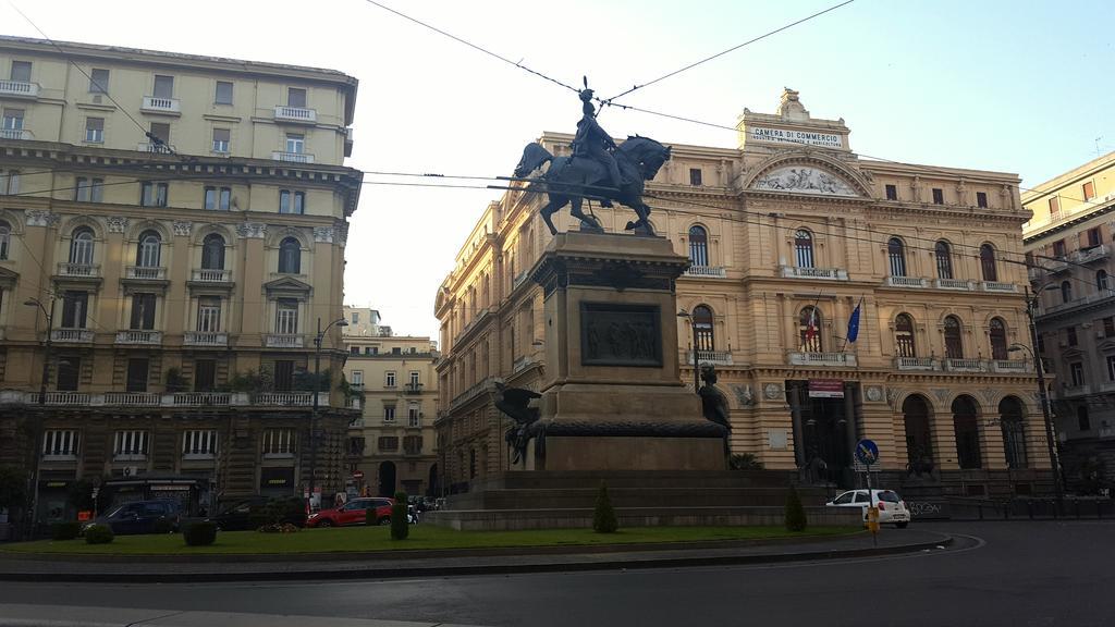 B&B Bovio Square XIV Naples Exterior photo